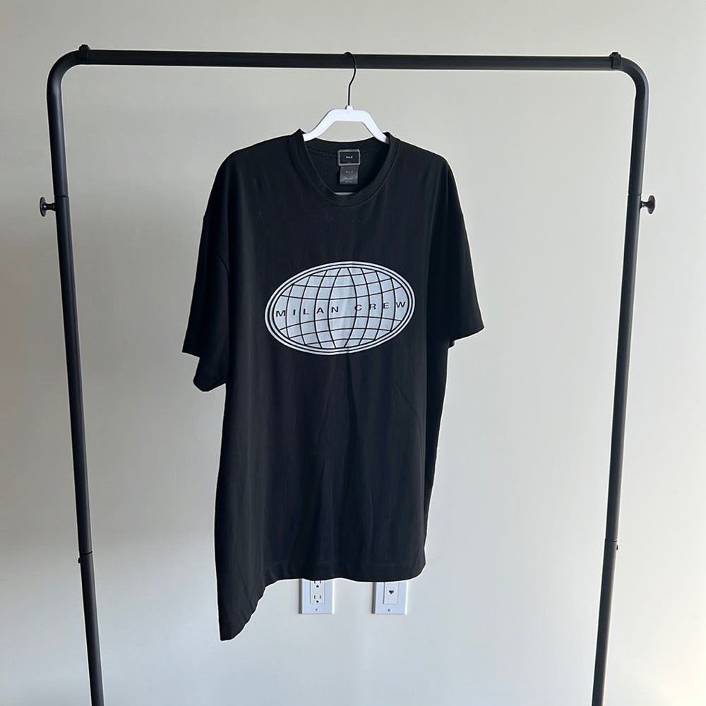 BDG black T-shirt. Never worn